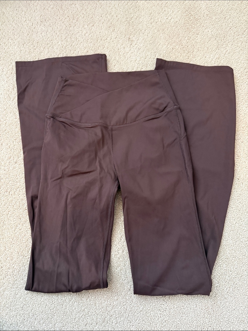 Alo yoga brown wide leg crossover leggings